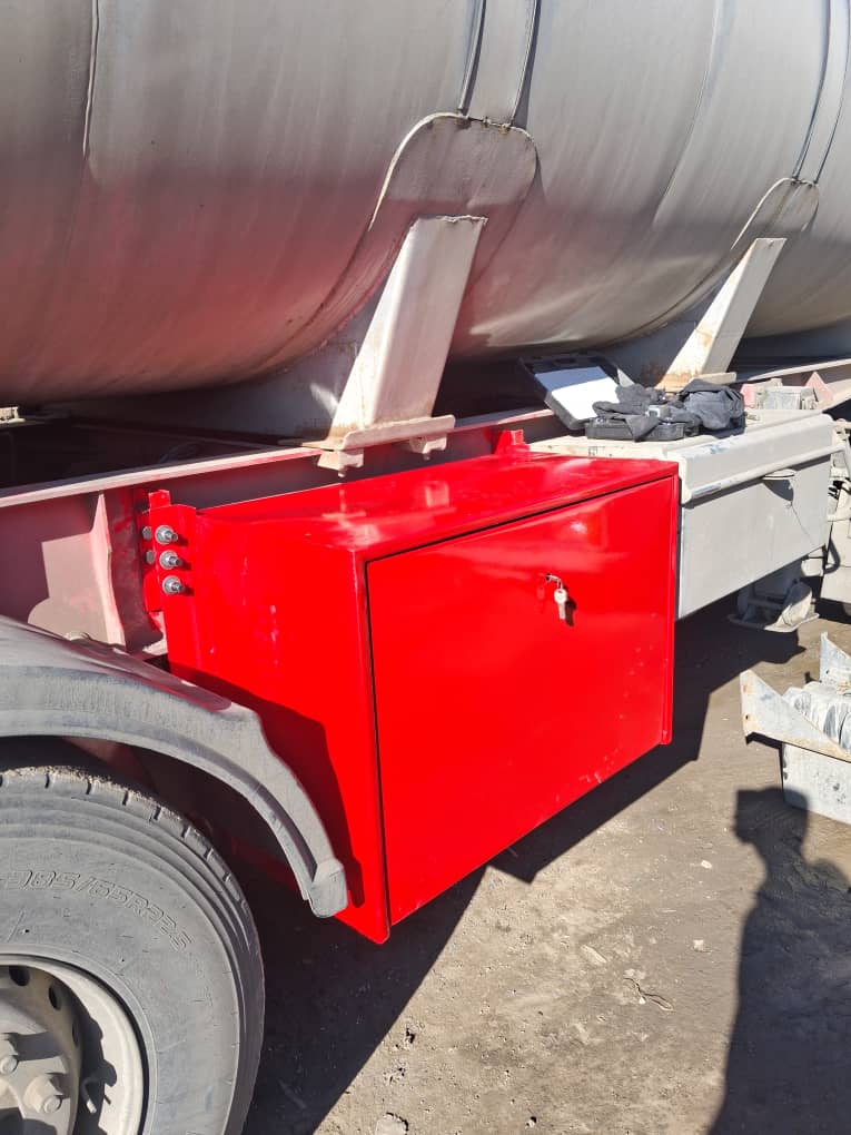 جعبه ترانزیت و تریلی صمدزاده در زنجان